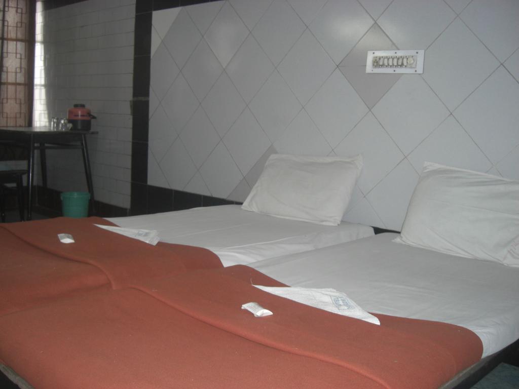 Hotel Haridwar Хидерабад Екстериор снимка