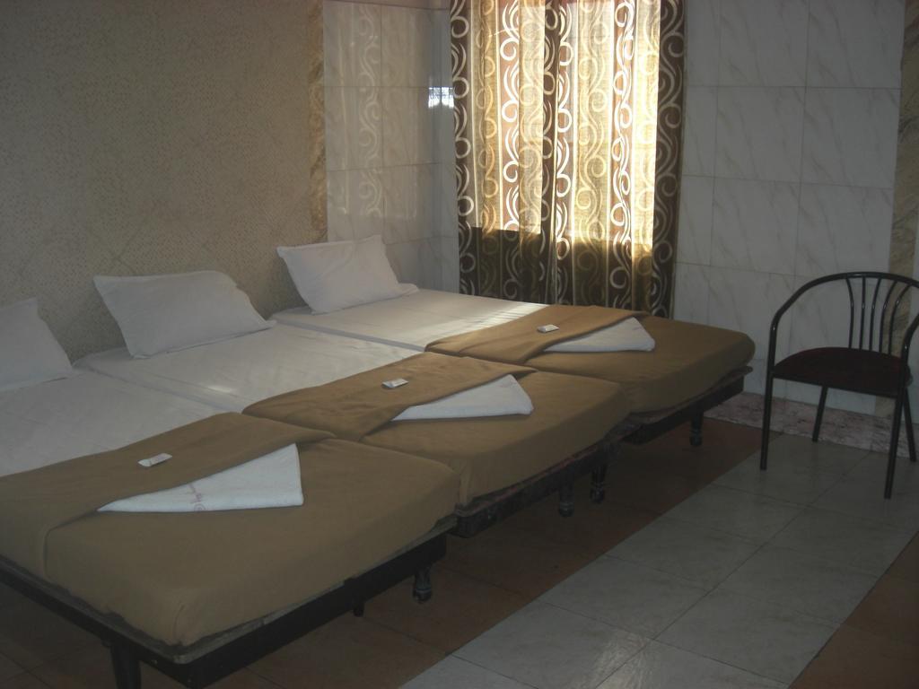 Hotel Haridwar Хидерабад Екстериор снимка